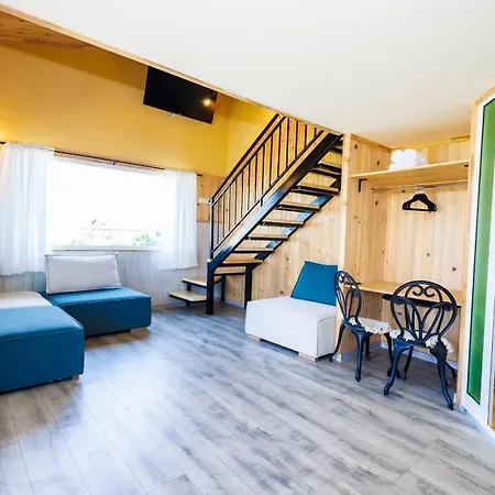 къщата с рибките דירה סינמורץ