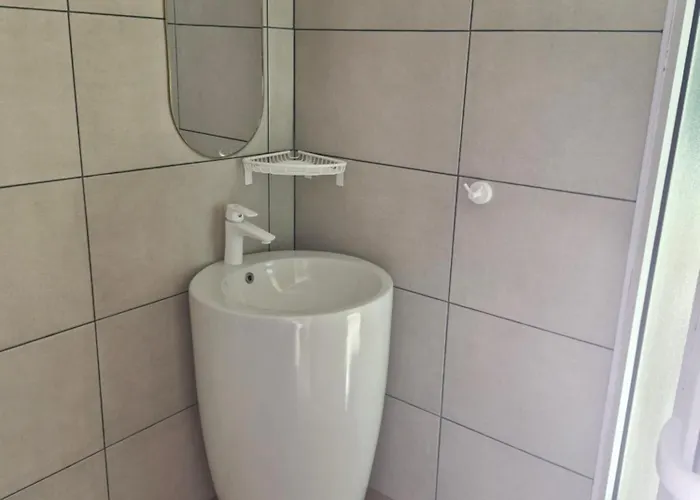 къщата с рибките Sinemoretz